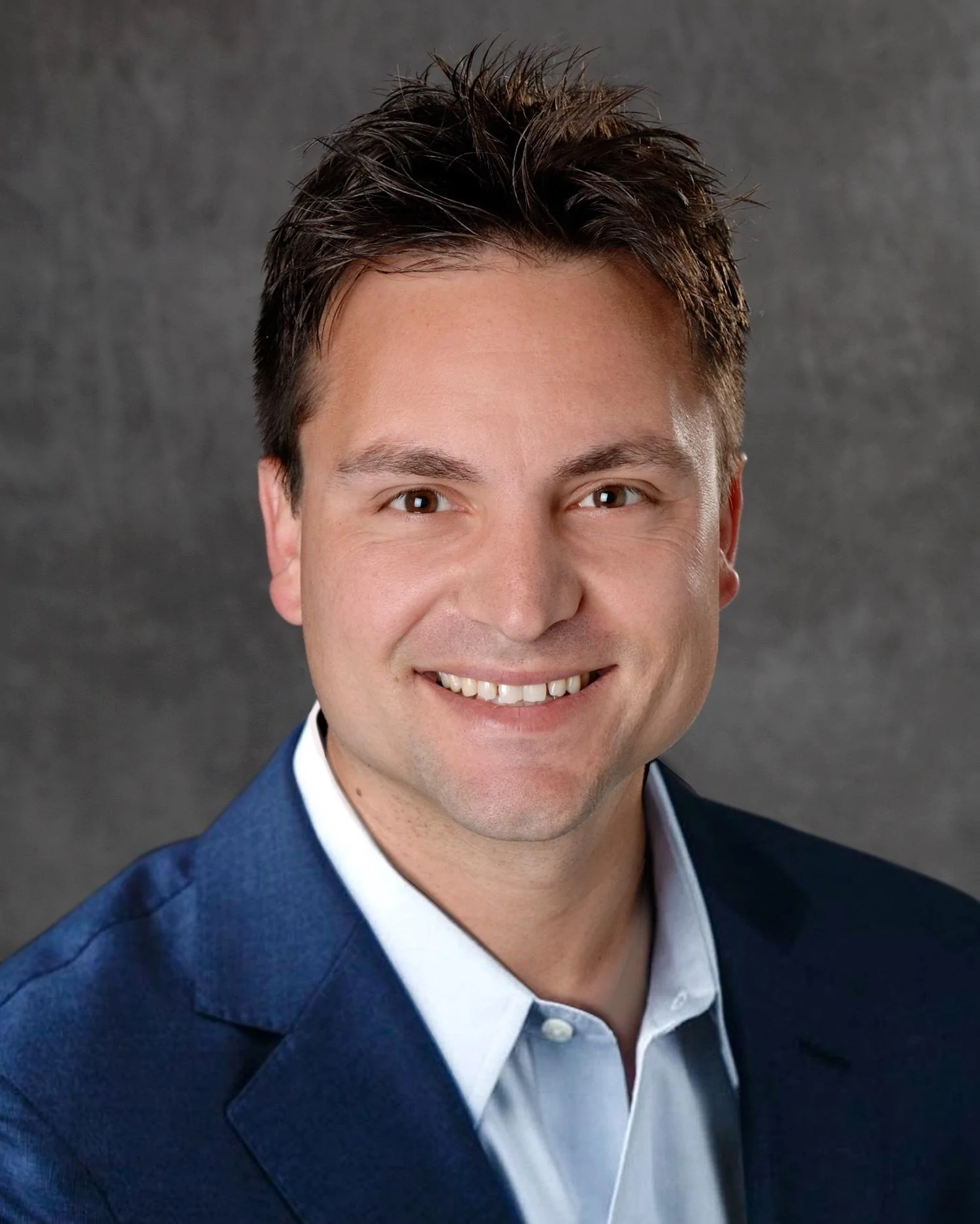 Toyota Compact Cruiser Jeep Head of Design Mark Allen retires after 30 years. Replacement team appointed bu023_002ex-jpg